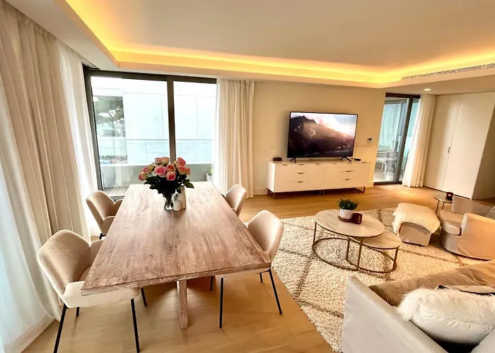 Luxurious 2 Bedrooms Home With Amenities In Lisbon Center