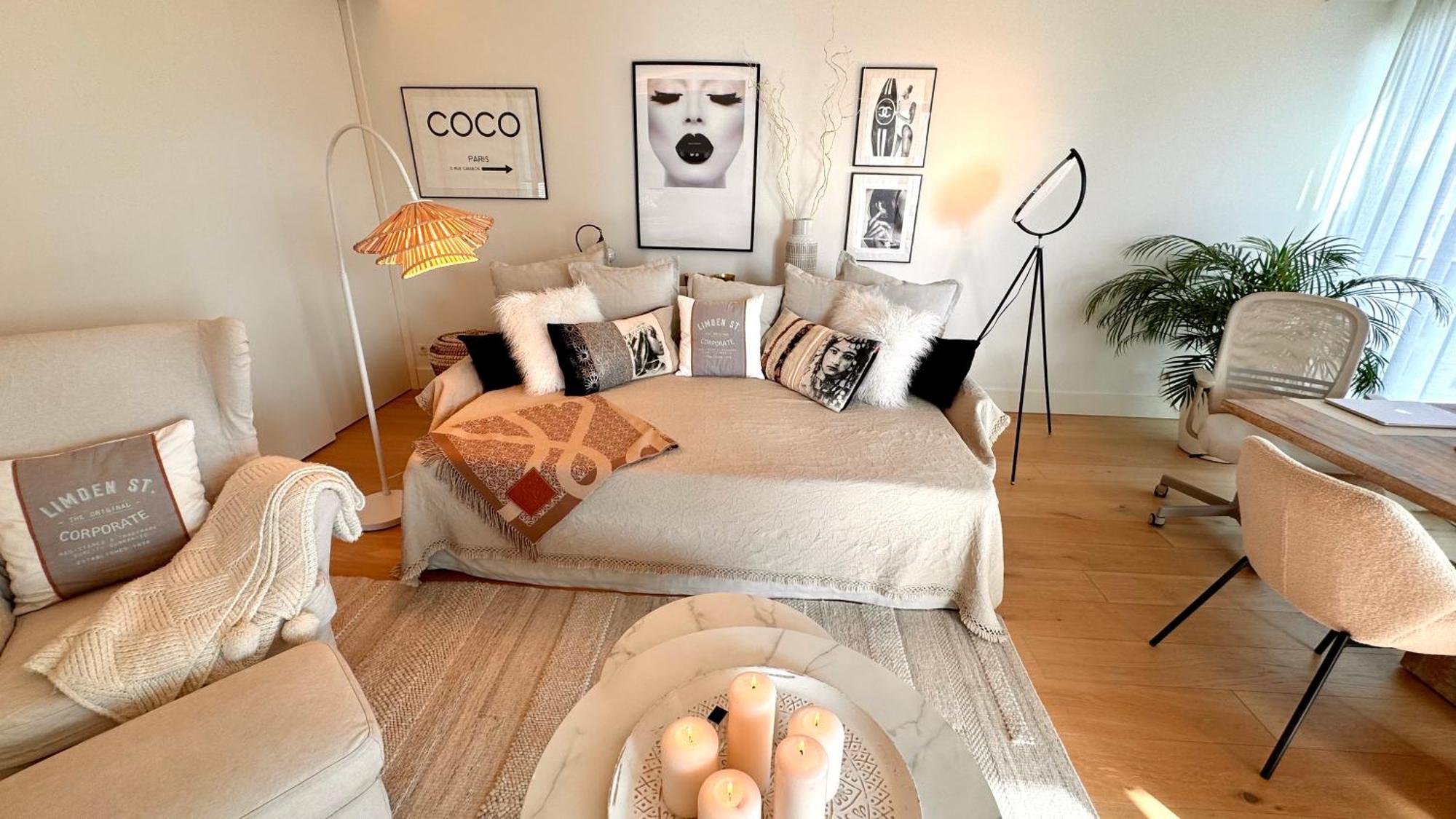 Luxurious 2 Bedrooms With Amenities In Center